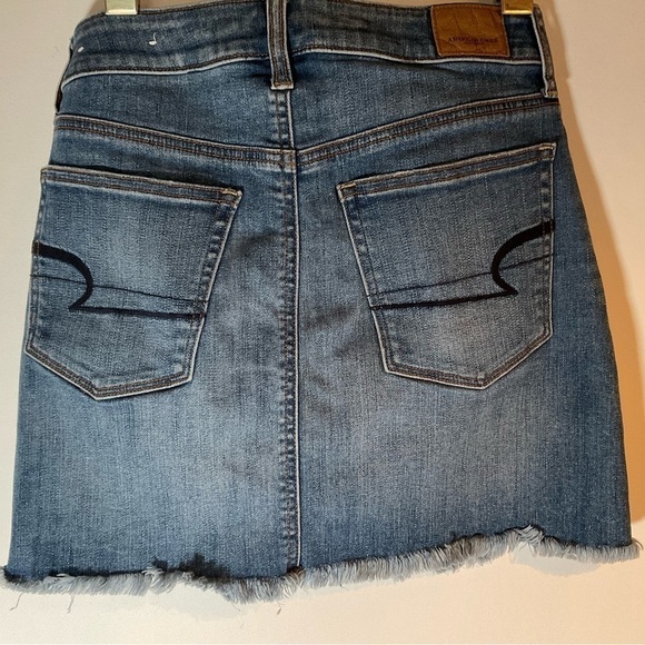 American Eagle Denim Mini Jean Skirt Size 2 - Picture 3 of 7
